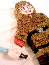 Illustration for article titled How to make a Luke Skywalker piñata (complete with a severed hand)